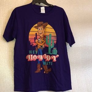 Disney Pixar Woody Toy Story T-shirt size Large in mens